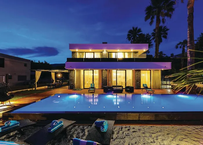 Lovely In Kastel Stari With Sauna Prázdninový dům *