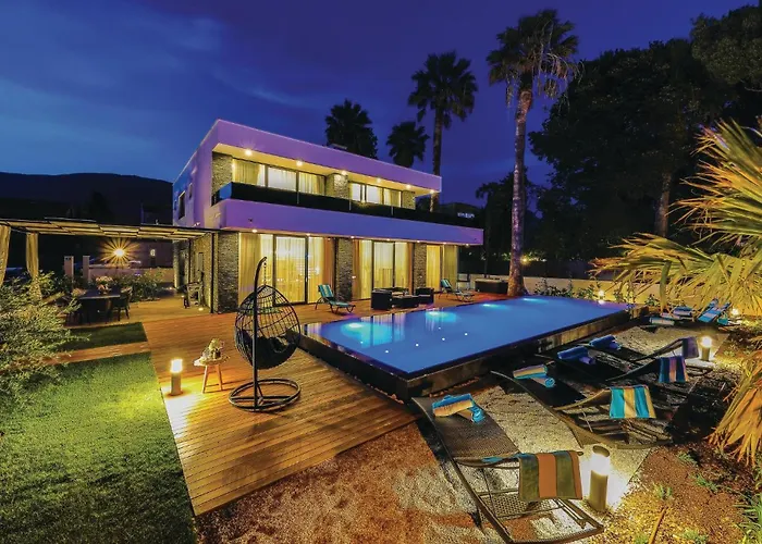 Lovely In Kastel Stari With Sauna Prázdninový dům Kaštela